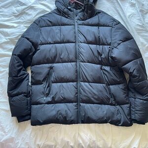 Forever 21 Men's Black Puffer Jacket